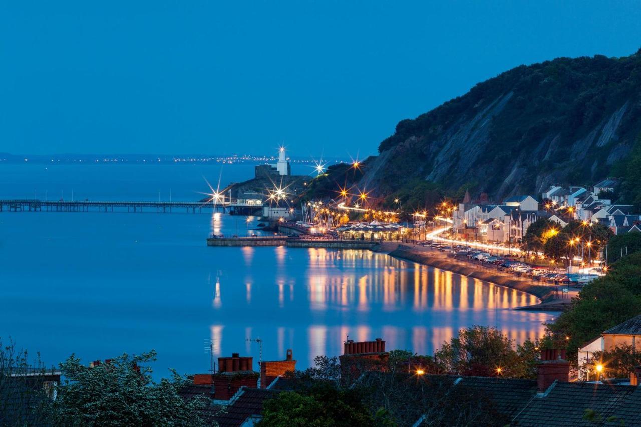Luxury Property With Hot Tub And Sea Views Oystermouth ภายนอก รูปภาพ