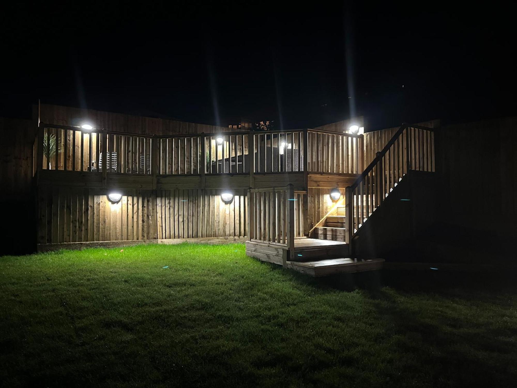 Luxury Property With Hot Tub And Sea Views Oystermouth ภายนอก รูปภาพ